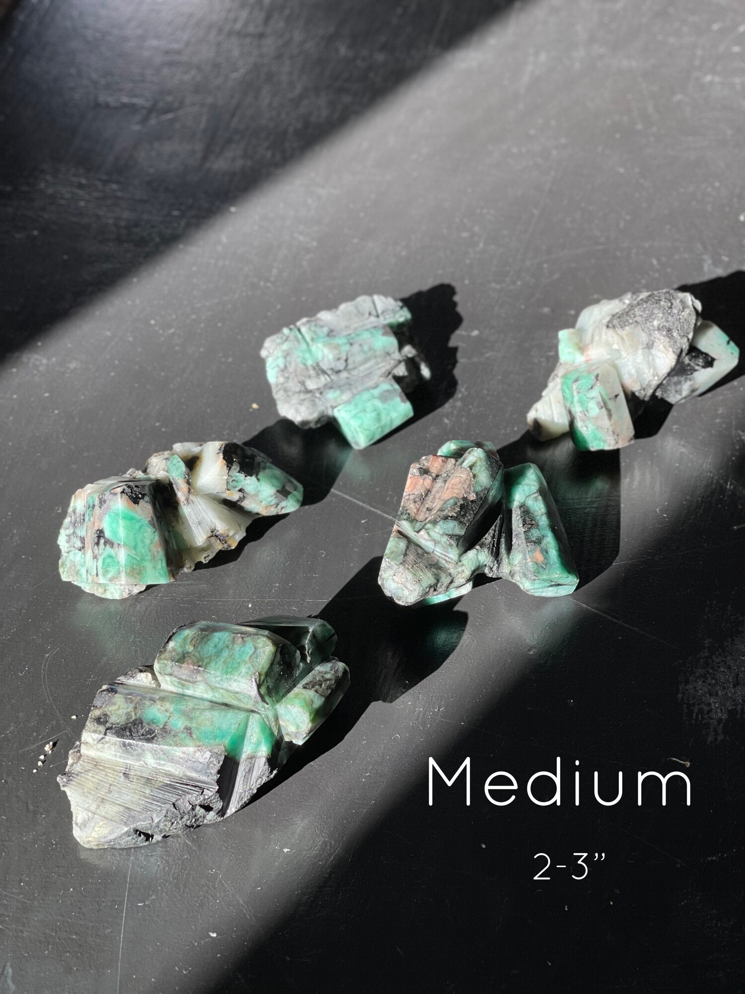 Properties of emerald. Emerald love. Crystals for love..